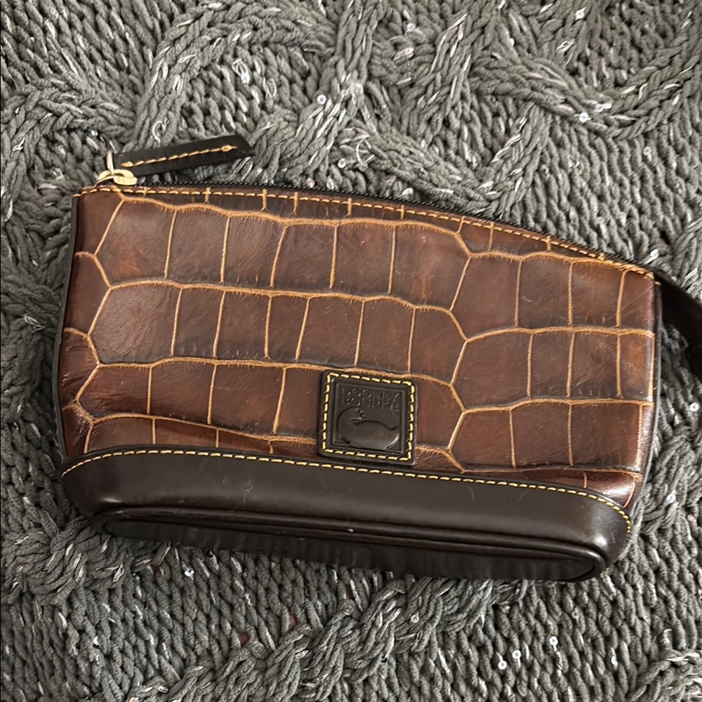 Vintage Dooney & Bourke case